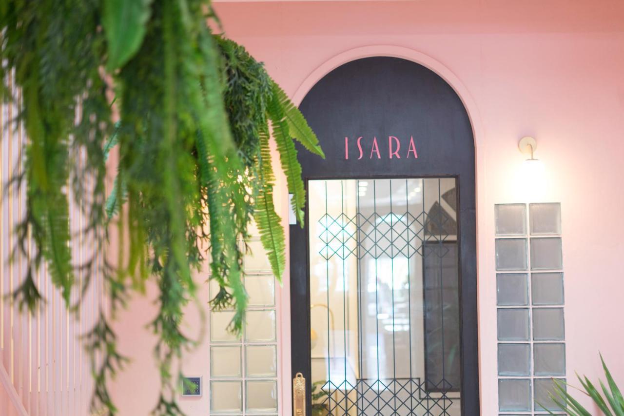 Isara Boutique Hotel And Cafe Phuket Bagian luar foto