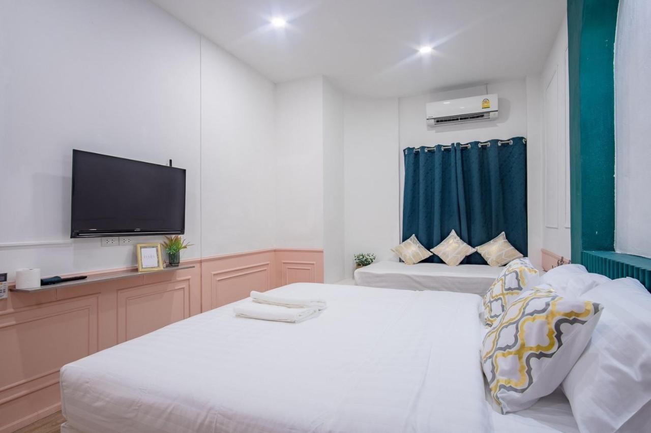 Isara Boutique Hotel And Cafe Phuket Bagian luar foto